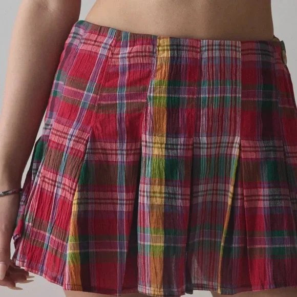 Urban Outfitters Red Plaid Crop Top and Skirt Set - Picture 5 of 8